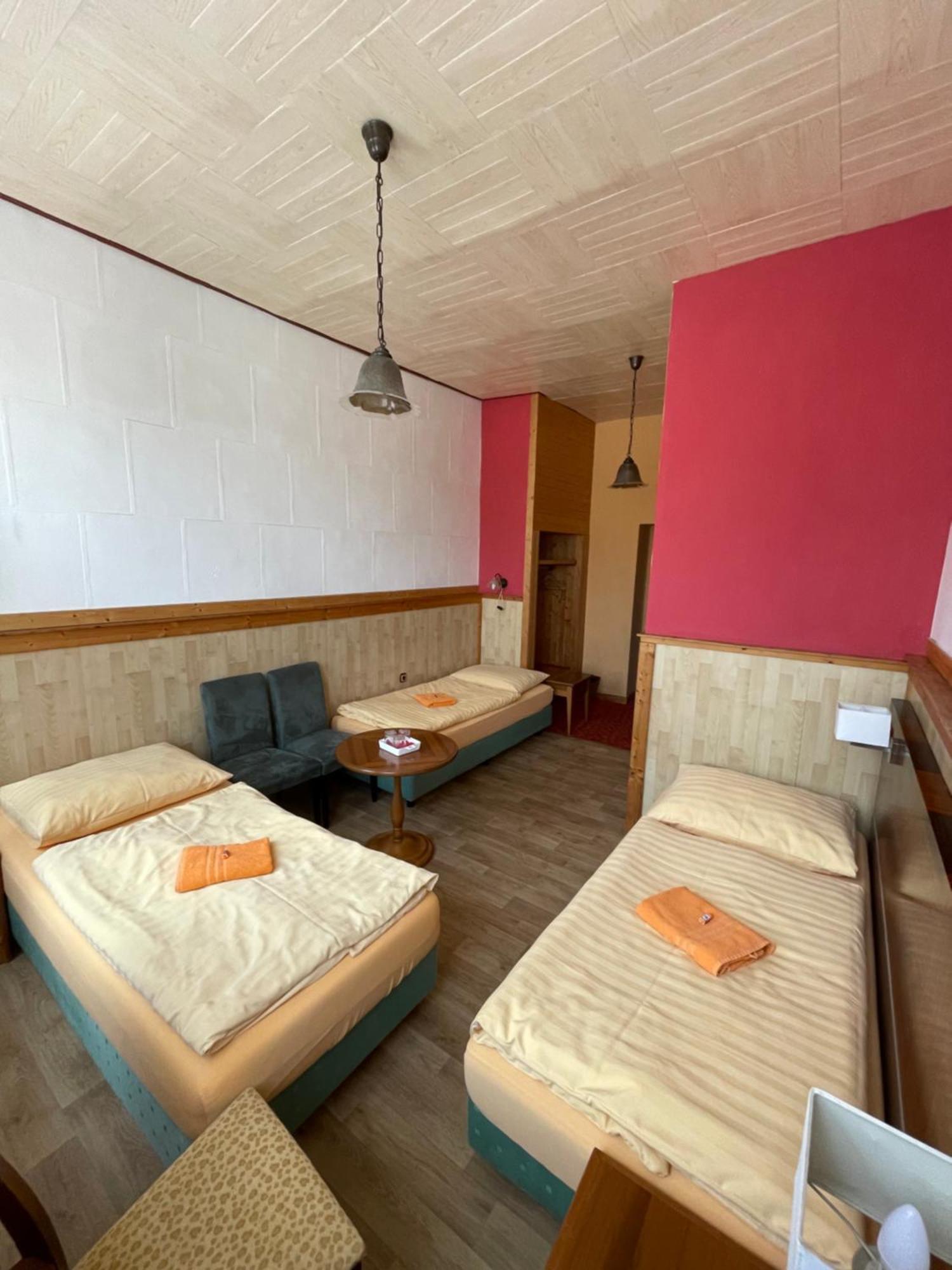 Hotel U Branky Stříbro Esterno foto