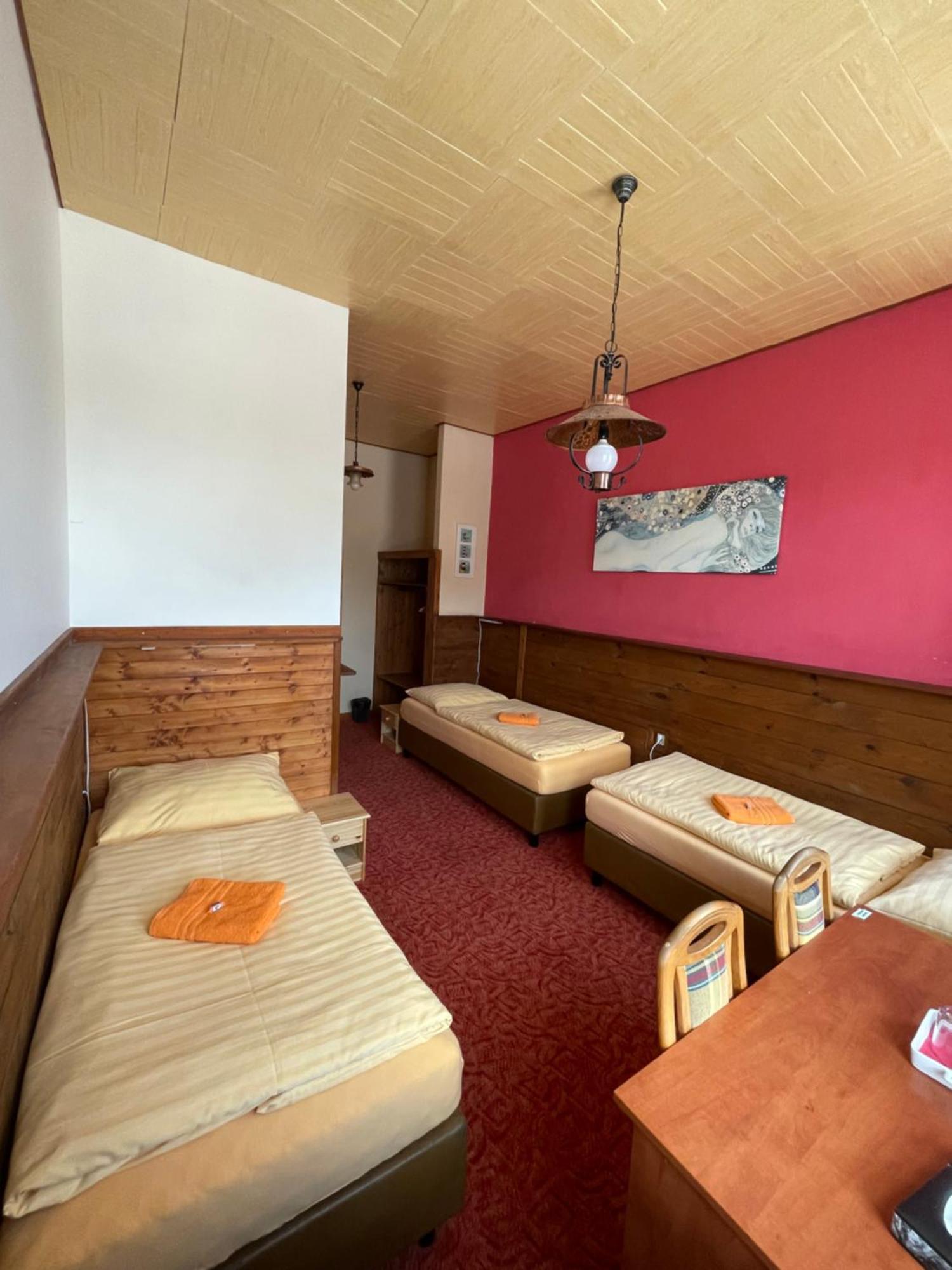 Hotel U Branky Stříbro Esterno foto