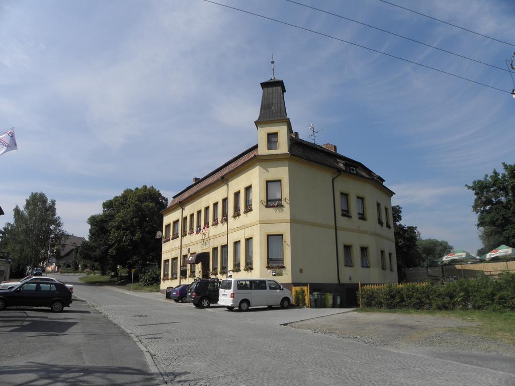 Hotel U Branky Stříbro Esterno foto